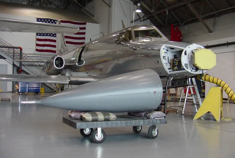 Northrop Grumman Sabreliner 50 with SABR radar